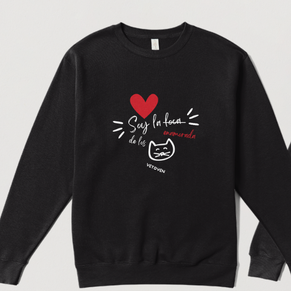 Sudadera "La Loca Enamorada de los Gatos" de Vetoven – Confort y Devoción Felina